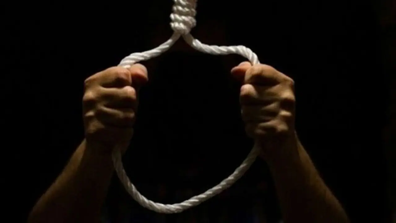 8वीं के छात्र ने फांसी लगाकर दी जान, सुसाइड नोट में लिखा पापा, कभी गलती हो जाए तो माफ नहीं किया जा सकता क्या