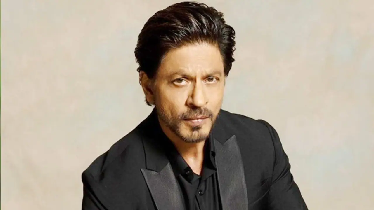 'പ്രൗഡ് ഓഫ് ഷാരൂഖ് ഖാൻ' സോഷ്യല് മീഡിയയില് ട്രെന്റിംഗാകുന്നു; കാരണം ഇതാണ്.! 'പ്രൗഡ് ഓഫ് ഷാരൂഖ് ഖാൻ' സോഷ്യല് മീഡിയയില് ട്രെന്റിംഗാകുന്നു; കാരണം ഇതാണ്.!