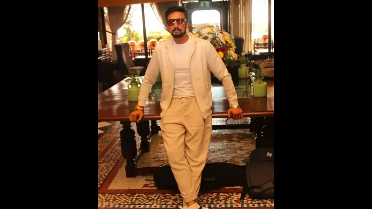 ಘಟನೆ ಬಗ್ಗೆ ತೀವ್ರ ವಿಷಾದವಿದೆ, ಪ್ರೀತಿ ಇರಲಿ; ವಾಲ್ಮಿಕಿ ಜಾತ್ರೆಗೆ ಗೈರಾದ ಬಗ್ಗೆ ಸುದೀಪ್ ರಿಯಾಕ್ಷನ್ 