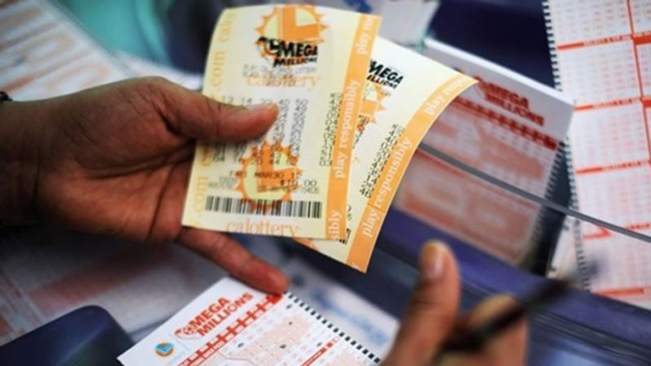 മെഗാ മില്യൺസ് ജാക്ക്പോട്ട് 1.35 ബില്യൺ ഡോളര്; ഇന്ത്യയിൽ നിന്നും കളിക്കാം മെഗാ മില്യൺസ് ജാക്ക്പോട്ട് 1.35 ബില്യൺ ഡോളര്; ഇന്ത്യയിൽ നിന്നും കളിക്കാം
