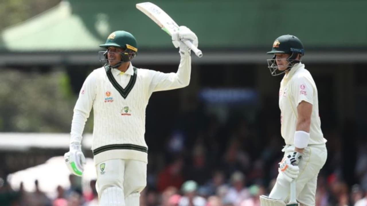 కమ్మిన్స్ కంగారుతో ఖవాజాకి అన్యాయం... మొట్టమొదటి డబుల్ సెంచరీ మిస్ చేసుకున్న ఉస్మాన్ ఖవాజా... కమ్మిన్స్ కంగారుతో ఖవాజాకి అన్యాయం... మొట్టమొదటి డబుల్ సెంచరీ మిస్ చేసుకున్న ఉస్మాన్ ఖవాజా...