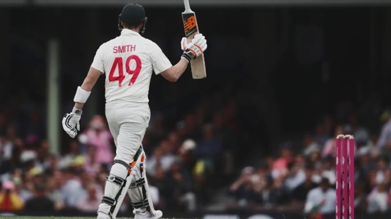 ബ്രാഡ്മാനേയും മറികടന്ന് സ്റ്റീവന് സ്മിത്ത്! സജീവ ക്രിക്കറ്റില് ഏറ്റവും കൂടുതല് സെഞ്ചുറികളും ഓസീസ് താരത്തിന് ബ്രാഡ്മാനേയും മറികടന്ന് സ്റ്റീവന് സ്മിത്ത്! സജീവ ക്രിക്കറ്റില് ഏറ്റവും കൂടുതല് സെഞ്ചുറികളും ഓസീസ് താരത്തിന്