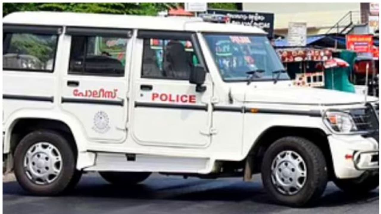 തലസ്ഥാനത്ത് പൊലീസിന് നേരെ ബോംബേറ്; ആക്രമണം കിഡ്നാപ്പിംഗ് കേസിലെ പ്രതികളെ പിടിക്കാനെത്തിയപ്പോൾ 