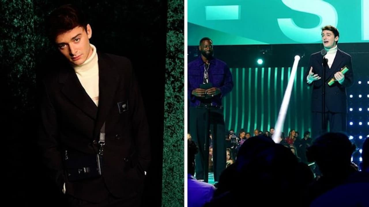 Has the 'Stranger Things' star Noah Schnapp opened up on his sexuality to fans officially? Has the 'Stranger Things' star Noah Schnapp opened up on his sexuality to fans officially?