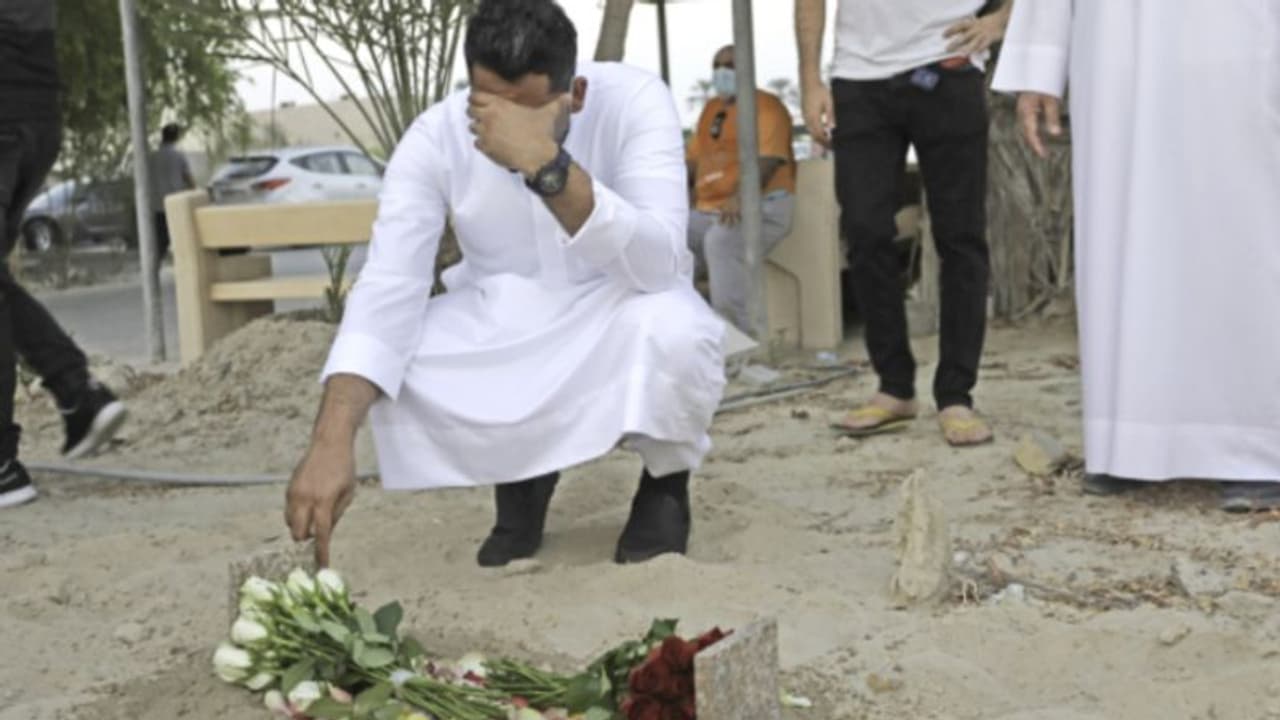 ചികിത്സാ പിഴവ് കാരണം ഇരട്ടക്കുട്ടികള് മരിച്ച സംഭവത്തില് മാതാപിതാക്കള്ക്ക് 48 ലക്ഷം നഷ്ടപരിഹാരം നല്കണം ചികിത്സാ പിഴവ് കാരണം ഇരട്ടക്കുട്ടികള് മരിച്ച സംഭവത്തില് മാതാപിതാക്കള്ക്ക് 48 ലക്ഷം നഷ്ടപരിഹാരം നല്കണം