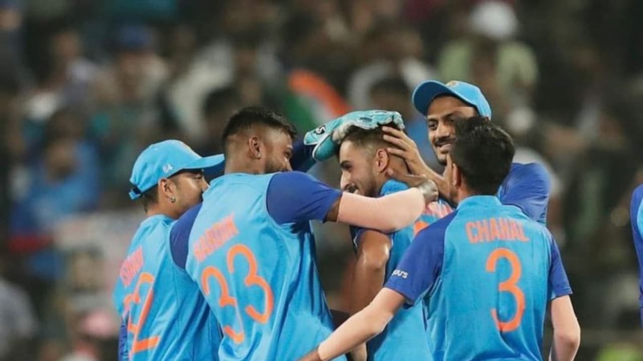 ഒഴിവാക്കിയത് മണ്ടത്തരം, അവർ രണ്ടുപേരും ലോകകപ്പ് ടീമിൽ വേണമായിരുന്നു; തുറന്നു പറഞ്ഞ് അക്തറും ഹര്ഭജനും ഒഴിവാക്കിയത് മണ്ടത്തരം, അവർ രണ്ടുപേരും ലോകകപ്പ് ടീമിൽ വേണമായിരുന്നു; തുറന്നു പറഞ്ഞ് അക്തറും ഹര്ഭജനും