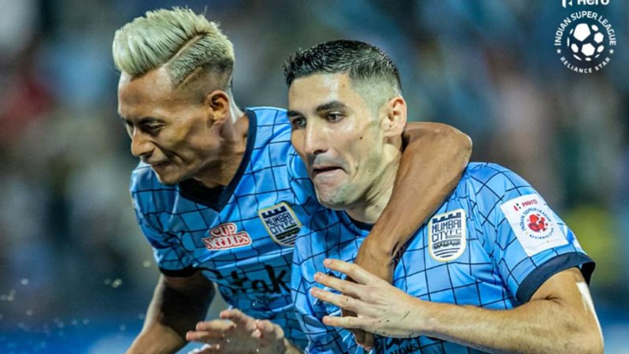 ഗോള്‍ അടിച്ചില്ല, പകരം നാലടി കിട്ടി; മുംബൈയില്‍ വന്‍ തോല്‍വി വഴങ്ങി ബ്ലാസ്റ്റേഴ്‌സ്