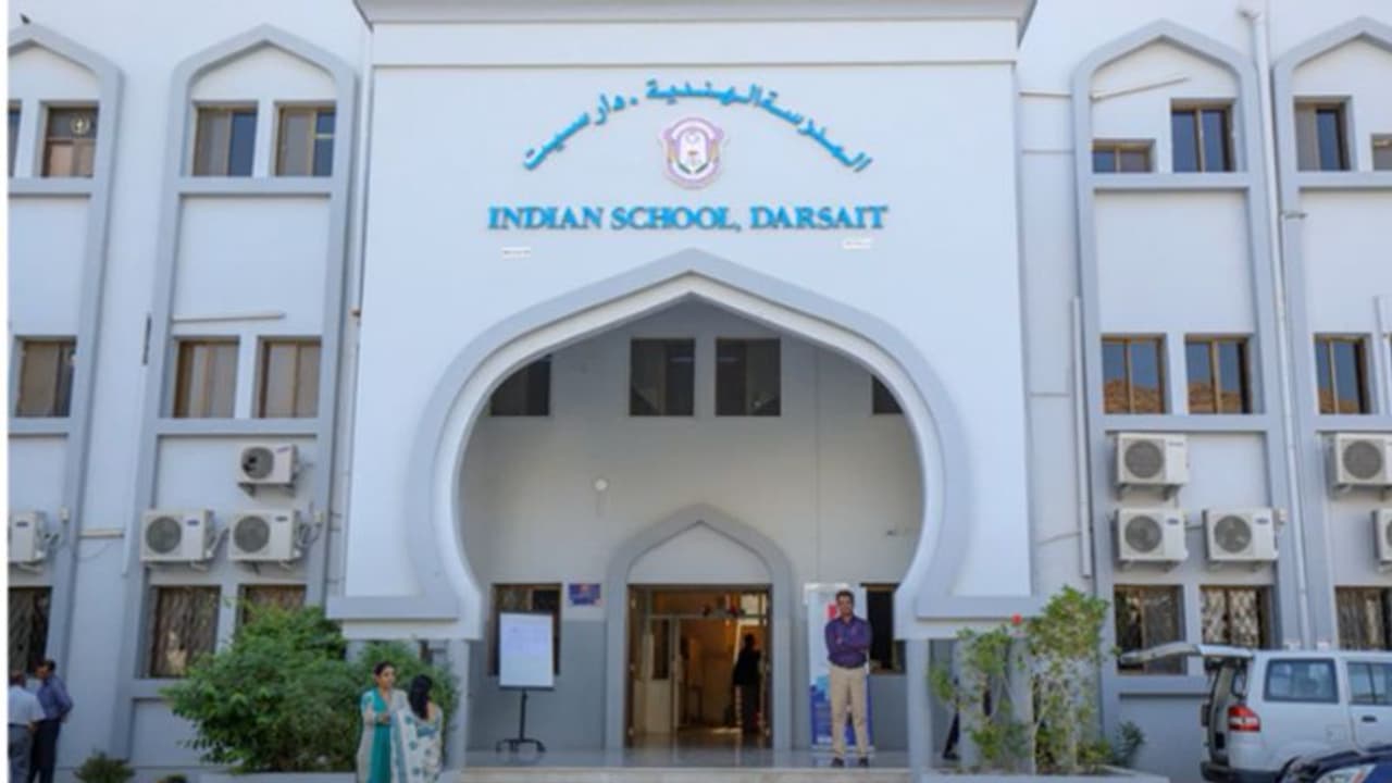 ഒമാനിലെ ഇന്ത്യൻ സ്കൂളുകളിൽ 'ഓപ്പൺ ഫോറങ്ങള്' നിർത്തലാക്കിയതിനെതിരെ രക്ഷിതാക്കളുടെ പ്രതിഷേധം ഒമാനിലെ ഇന്ത്യൻ സ്കൂളുകളിൽ 'ഓപ്പൺ ഫോറങ്ങള്' നിർത്തലാക്കിയതിനെതിരെ രക്ഷിതാക്കളുടെ പ്രതിഷേധം