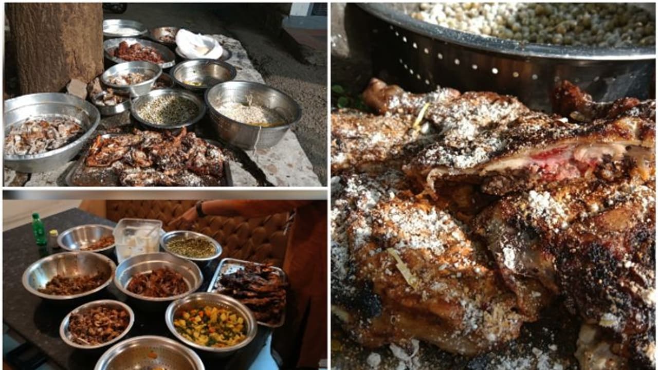 പാലക്കാട്ട് നഗരത്തിൽ ഹോട്ടലുകളിൽ റെയ്ഡ്, നാല് ഹോട്ടലുകളിൽ നിന്ന് പഴകിയ ഭക്ഷണം പിടിച്ചു, നോട്ടീസ് നൽകി പാലക്കാട്ട് നഗരത്തിൽ ഹോട്ടലുകളിൽ റെയ്ഡ്, നാല് ഹോട്ടലുകളിൽ നിന്ന് പഴകിയ ഭക്ഷണം പിടിച്ചു, നോട്ടീസ് നൽകി