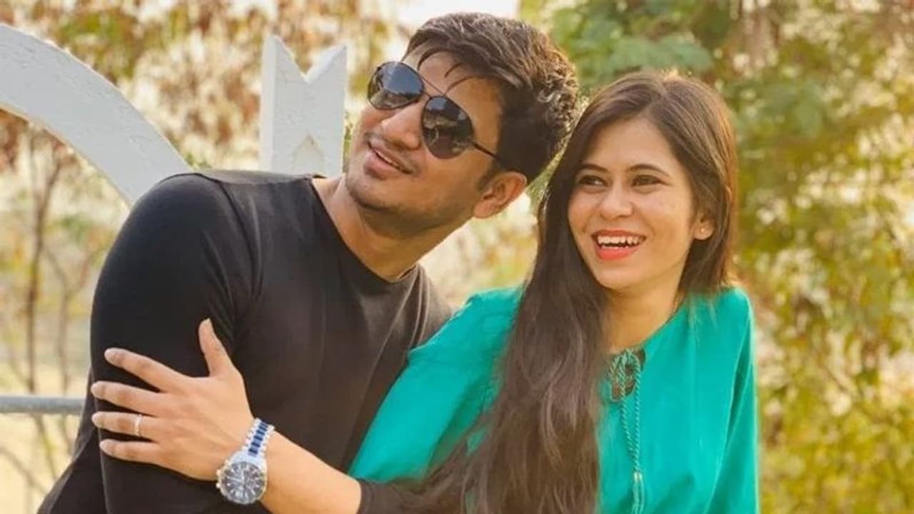 ఆమెతో రొమాంటిక్ టూర్ లో హీరో నిఖిల్! ఆమెతో రొమాంటిక్ టూర్ లో హీరో నిఖిల్!