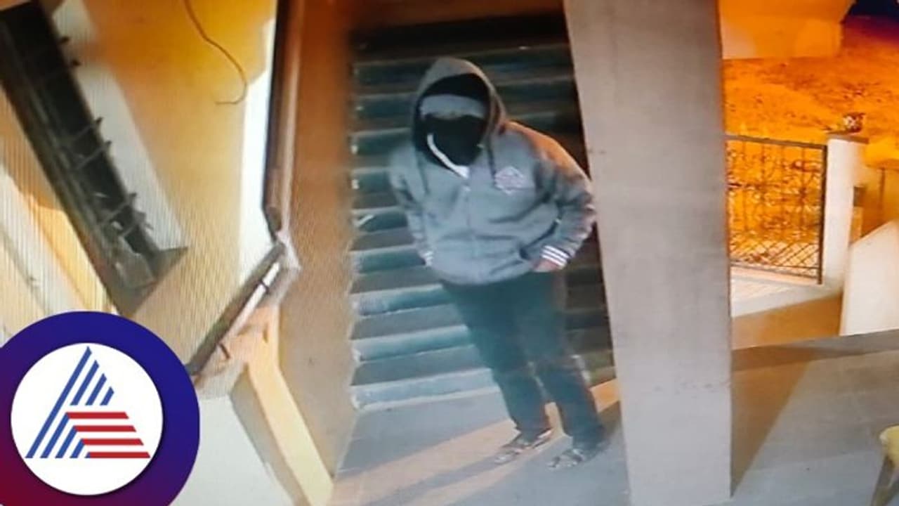 ವಾಣಿಜ್ಯ ನಗರಿ ಹುಬ್ಬಳ್ಳಿಯಲ್ಲಿ ಹೆಚ್ಚಾಯಿತು ಕಳ್ಳರ ಕಾಟ: ಬೀಗ ಹಾಕಿದ ಮನೆಗಳೇ ಟಾರ್ಗೆಟ್ ವಾಣಿಜ್ಯ ನಗರಿ ಹುಬ್ಬಳ್ಳಿಯಲ್ಲಿ ಹೆಚ್ಚಾಯಿತು ಕಳ್ಳರ ಕಾಟ: ಬೀಗ ಹಾಕಿದ ಮನೆಗಳೇ ಟಾರ್ಗೆಟ್