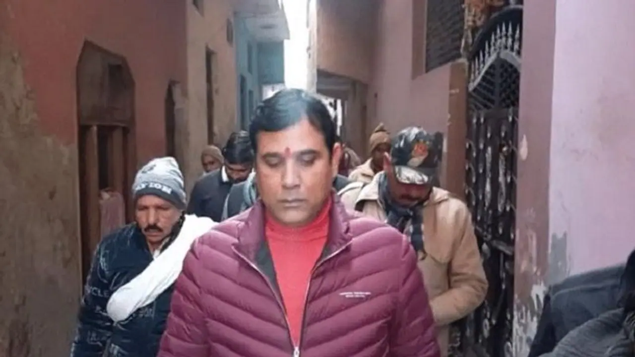 BJP MLA नंदकिशोर गुर्जर ने दिया भड़काऊ बयान, बोले 'कोई घर में घुसे तो कर दो हत्या' BJP MLA नंदकिशोर गुर्जर ने दिया भड़काऊ बयान, बोले 'कोई घर में घुसे तो कर दो हत्या'