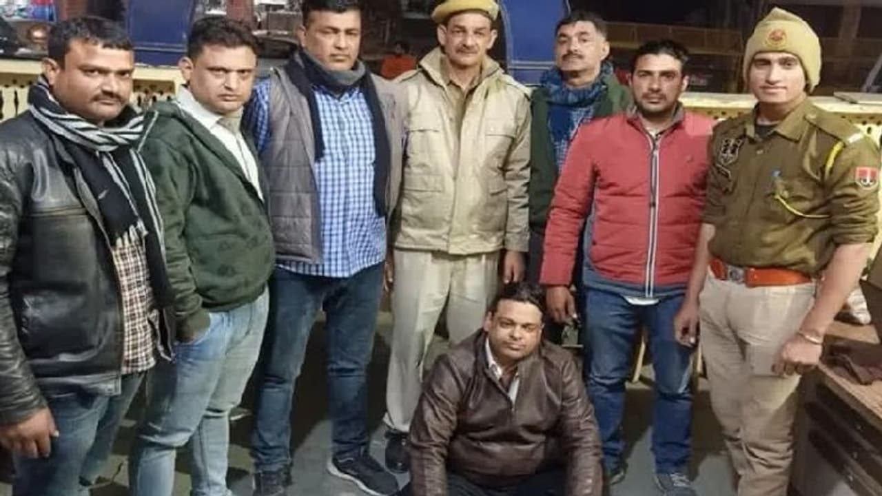 राजस्थान में पकड़ा 'मौत की डोर' का जखीरा, कारोबारी ने गोदाम भर रखी थी...इससे कई की कट चुकी हैं गर्दन राजस्थान में पकड़ा 'मौत की डोर' का जखीरा, कारोबारी ने गोदाम भर रखी थी...इससे कई की कट चुकी हैं गर्दन