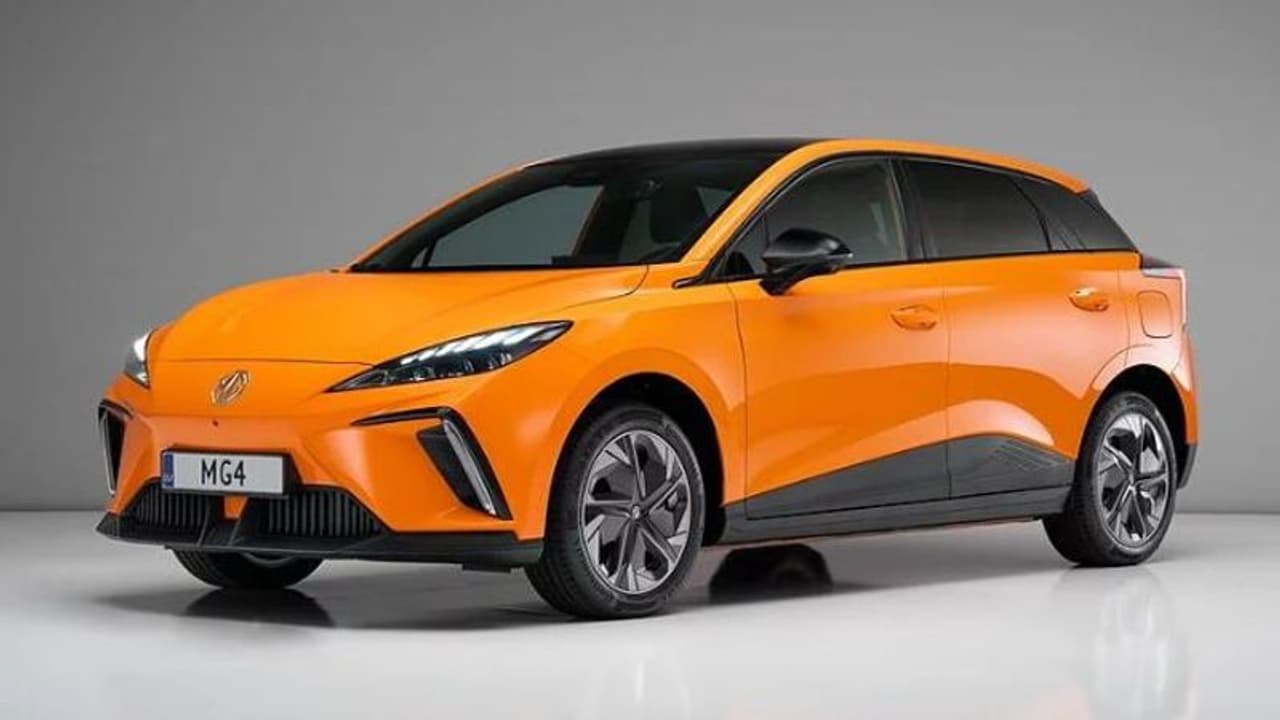 ஒரு முறை சார்ஜ் செய்தால் 400 கிமீ ! அதுமட்டுமா.? ப்ரீமியம் அம்சங்களுடன் வரும் எம்ஜி 4 எலெக்ட்ரிக் கிராஸ்ஓவர் ஒரு முறை சார்ஜ் செய்தால் 400 கிமீ ! அதுமட்டுமா.? ப்ரீமியம் அம்சங்களுடன் வரும் எம்ஜி 4 எலெக்ட்ரிக் கிராஸ்ஓவர்