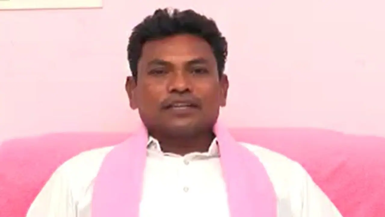 మాజీ ఎంపీ పొంగులేటి వ్యవహారంపై అధిష్టానానికి ఫిర్యాదు.. రేగా కాంతారావు కీలక వ్యాఖ్యలు.. మాజీ ఎంపీ పొంగులేటి వ్యవహారంపై అధిష్టానానికి ఫిర్యాదు.. రేగా కాంతారావు కీలక వ్యాఖ్యలు..