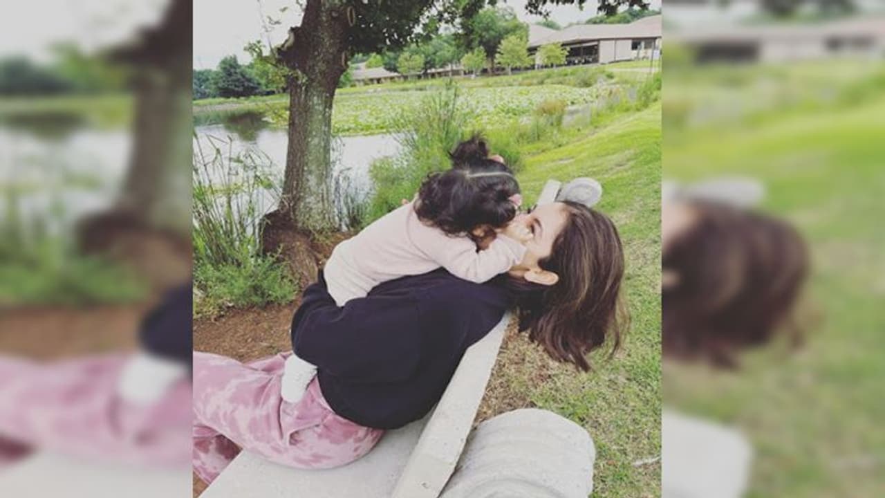 2 साल की हुई विराट और अनुष्का की बेटी वामिका मम्मी ने शेयर की फोटो, पापा ने दिया ये गिफ्ट 2 साल की हुई विराट और अनुष्का की बेटी वामिका मम्मी ने शेयर की फोटो, पापा ने दिया ये गिफ्ट