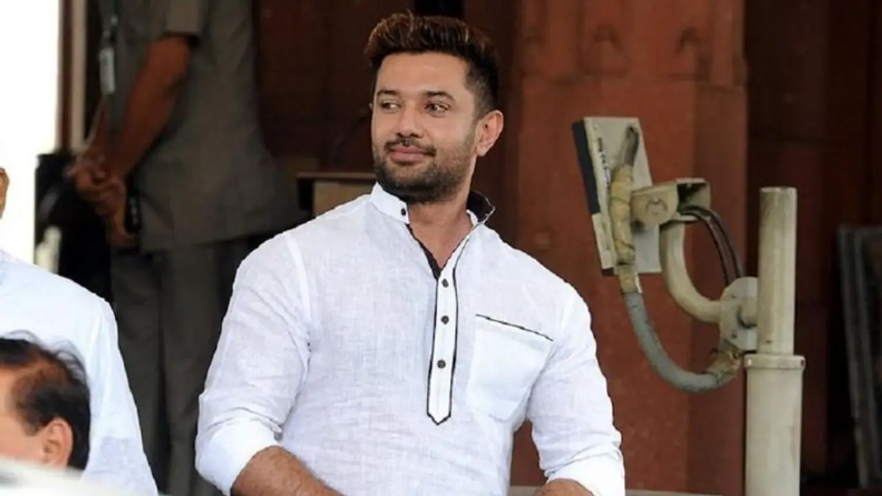 ఎన్డీఏ సమావేశానికి రండి .. చిరాగ్ పాశ్వాన్కు జేపీ నడ్డా లేఖ , జూనియర్ పాశ్వాన్ స్పందన ఇదే ఎన్డీఏ సమావేశానికి రండి .. చిరాగ్ పాశ్వాన్కు జేపీ నడ్డా లేఖ , జూనియర్ పాశ్వాన్ స్పందన ఇదే