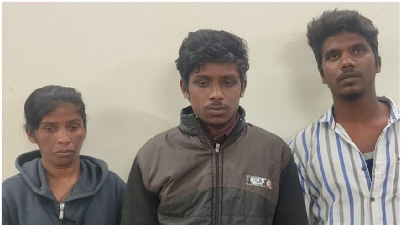 മോഷണക്കേസ്; അമ്മയും മകനും ഉള്‍പ്പടെ മൂന്ന് പേര്‍ക്ക് നാല് വര്‍ഷം തടവും പിഴയും