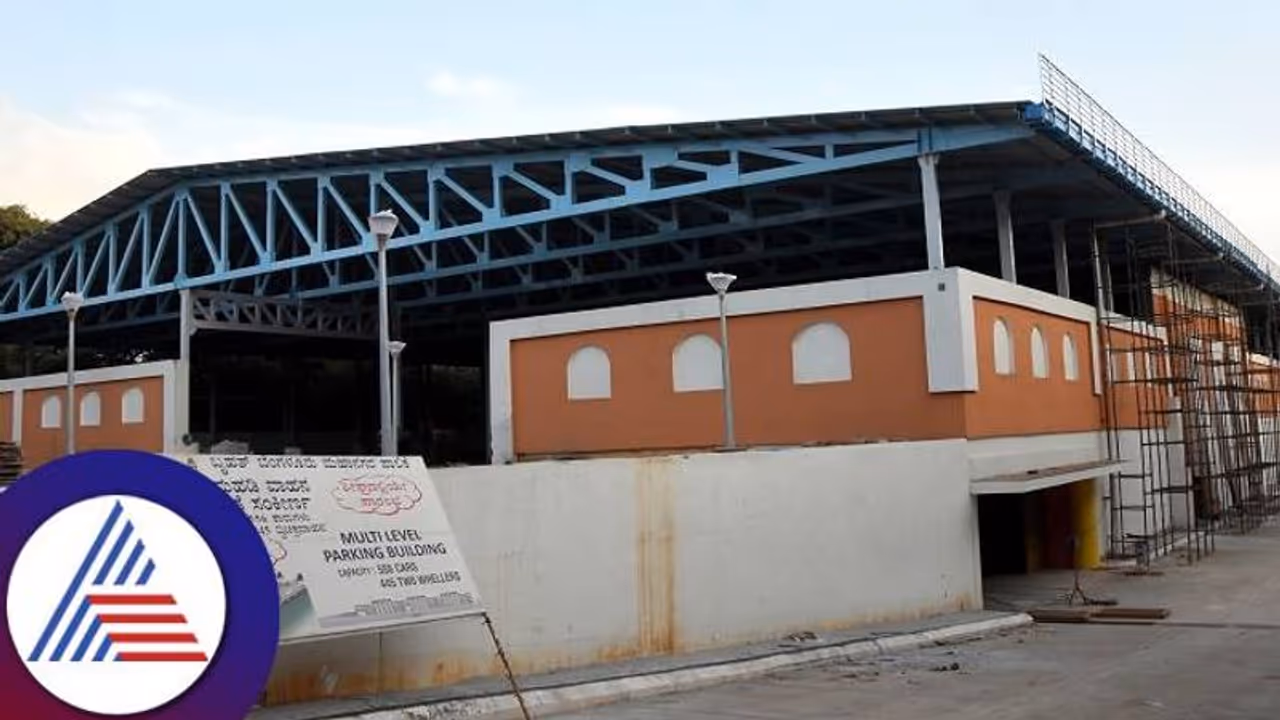 ಬೆಂಗಳೂರು: ಫ್ರೀಡಂ ಪಾರ್ಕ್ನ ಪಾರ್ಕಿಂಗ್ ಕಟ್ಟಡ ಅತಂತ್ರ..! ಬೆಂಗಳೂರು: ಫ್ರೀಡಂ ಪಾರ್ಕ್ನ ಪಾರ್ಕಿಂಗ್ ಕಟ್ಟಡ ಅತಂತ್ರ..!