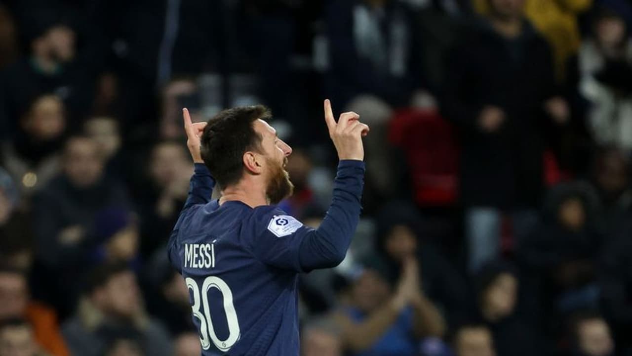 ലോകകപ്പിനുശേഷമുള്ള ആദ്യ മത്സരത്തില് മനോഹര വണ് ടച്ച് ഗോളുമായി മെസി വീഡിയോ ലോകകപ്പിനുശേഷമുള്ള ആദ്യ മത്സരത്തില് മനോഹര വണ് ടച്ച് ഗോളുമായി മെസി വീഡിയോ