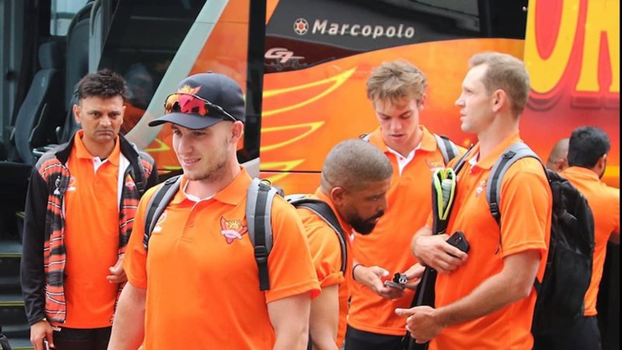 SA20 2023: सनराईजर्स ईस्टर्न केप और प्रिटोरिया कैपिटल्स के बीच पहली जंग, जानें किसका पलड़ा भारी SA20 2023: सनराईजर्स ईस्टर्न केप और प्रिटोरिया कैपिटल्स के बीच पहली जंग, जानें किसका पलड़ा भारी