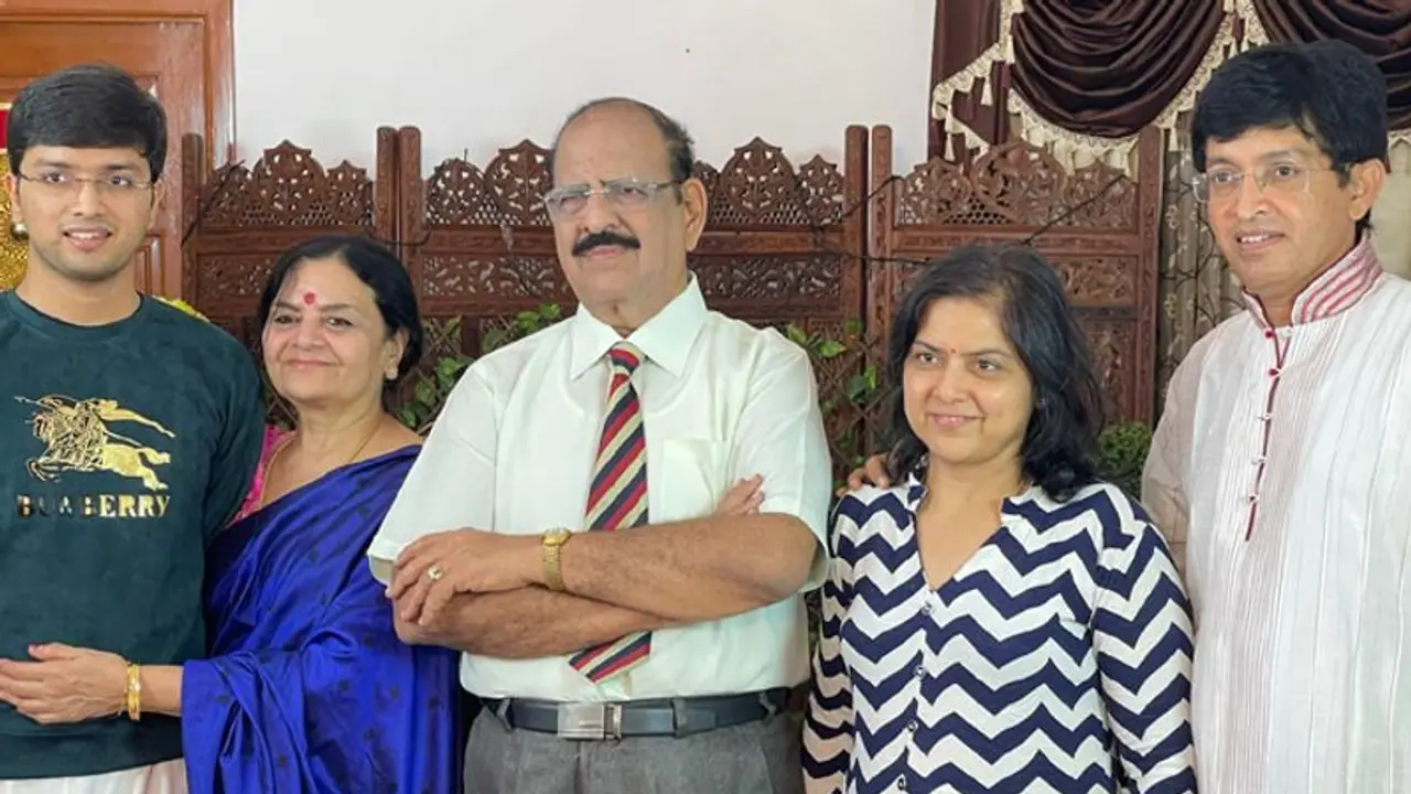 மதுரை எய்ம்ஸ் தலைவரும், ஐஏஎஸ் அதிகாரி ராதாகிருஷ்ணனின் மாமனார் மாரடைப்பால் காலமானார்..! மதுரை எய்ம்ஸ் தலைவரும், ஐஏஎஸ் அதிகாரி ராதாகிருஷ்ணனின் மாமனார் மாரடைப்பால் காலமானார்..!