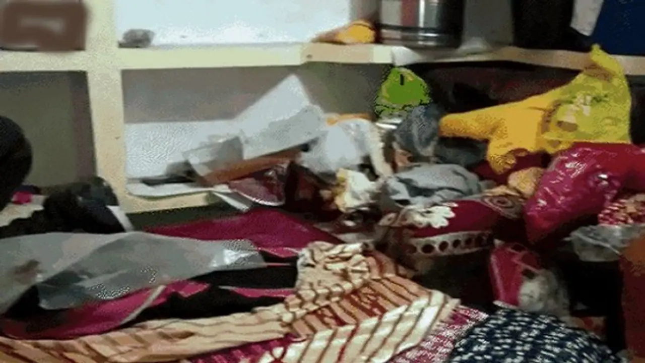 कानपुर: बुजुर्ग दंपति की हत्या कर 5 बदमाशों ने डाली डकैती, बहू ने बताया कैसे आरोपियों ने वारदात को दिया अंजाम कानपुर: बुजुर्ग दंपति की हत्या कर 5 बदमाशों ने डाली डकैती, बहू ने बताया कैसे आरोपियों ने वारदात को दिया अंजाम