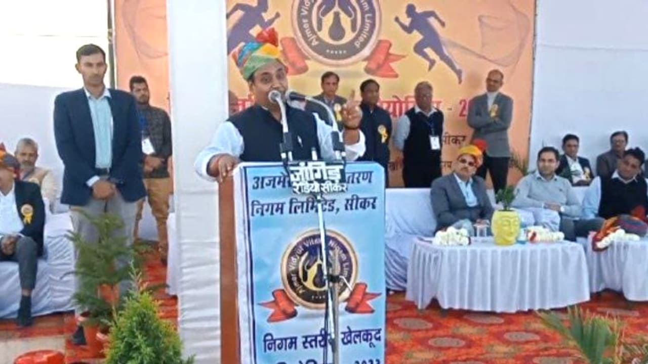 राजस्थान की जनता को मिल सकती है नई खुश खबरी, पीसीसी चीफ गोविंद सिंह डोटासरा ने बातों बातों में दिया ये संकेत राजस्थान की जनता को मिल सकती है नई खुश खबरी, पीसीसी चीफ गोविंद सिंह डोटासरा ने बातों बातों में दिया ये संकेत