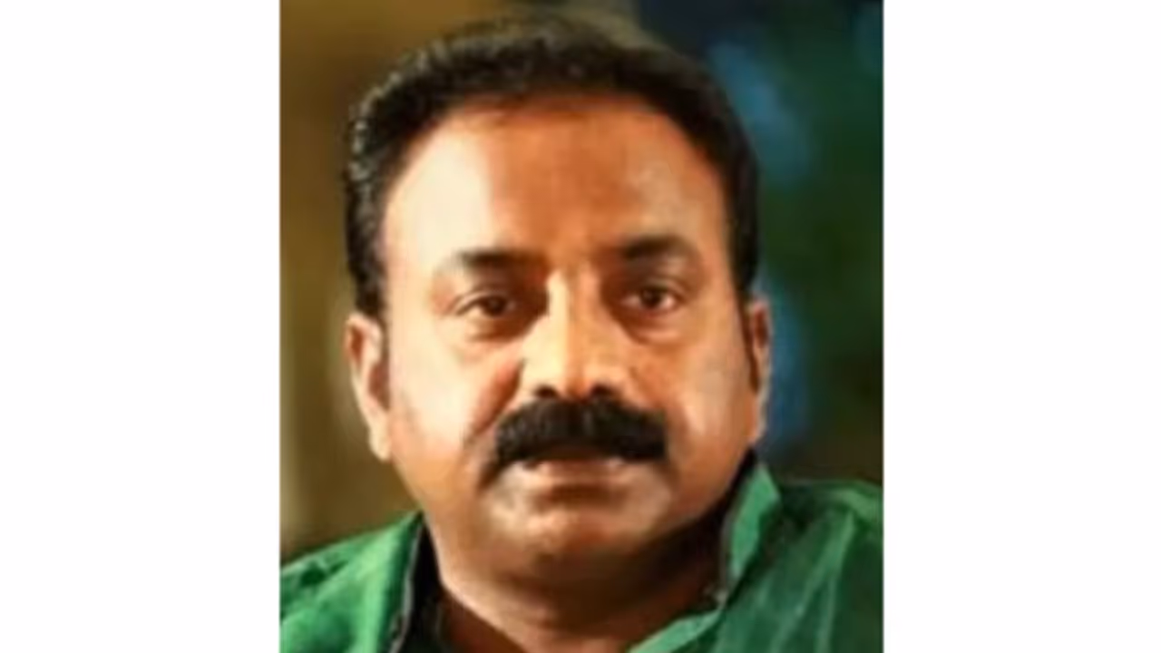 പ്രവാസി മലയാളി ഹൃദയാഘാതം മൂലം മരിച്ചു പ്രവാസി മലയാളി ഹൃദയാഘാതം മൂലം മരിച്ചു