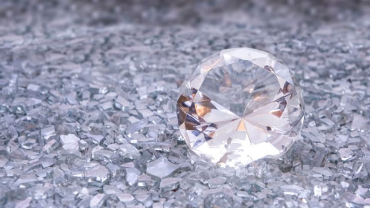 ಲ್ಯಾಬ್‌ನಲ್ಲೇ ತಯಾರಾಗುತ್ತೆ ಗುಣಮಟ್ಟದ ವಜ್ರ.: ಐಐಟಿಗಳಿಗೆ 5 ವರ್ಷದಲ್ಲಿ ವಜ್ರ ಸಂಶೋಧಿಸುವ ಹೊಣೆ