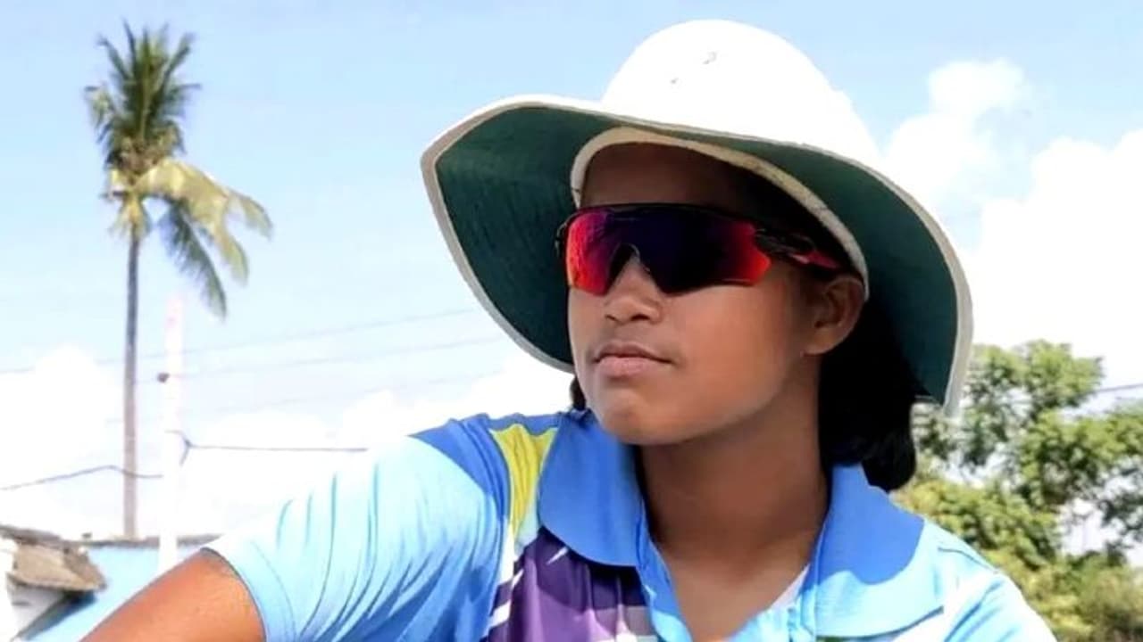 வனப்பகுதியில் சடலமாக மீட்கப்பட்ட இளம் கிரிக்கெட் வீராங்கனை: அணியில் இடம் பெறாதது தான் காரணமா?