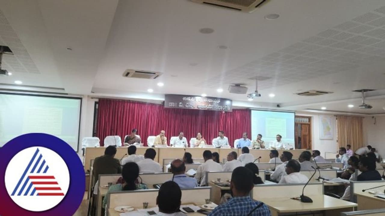 ಕೊಂಕಣ ರೈಲ್ವೆಯಲ್ಲಿ ಕಳ್ಳತನ ಪ್ರಕರಣ ಗಂಭೀರವಾಗಿ ಪರಿಗಣಿಸಿ: ಕೇಂದ್ರ ಸಚಿವೆ ಶೋಭಾ ಕರಂದ್ಲಾಜೆ