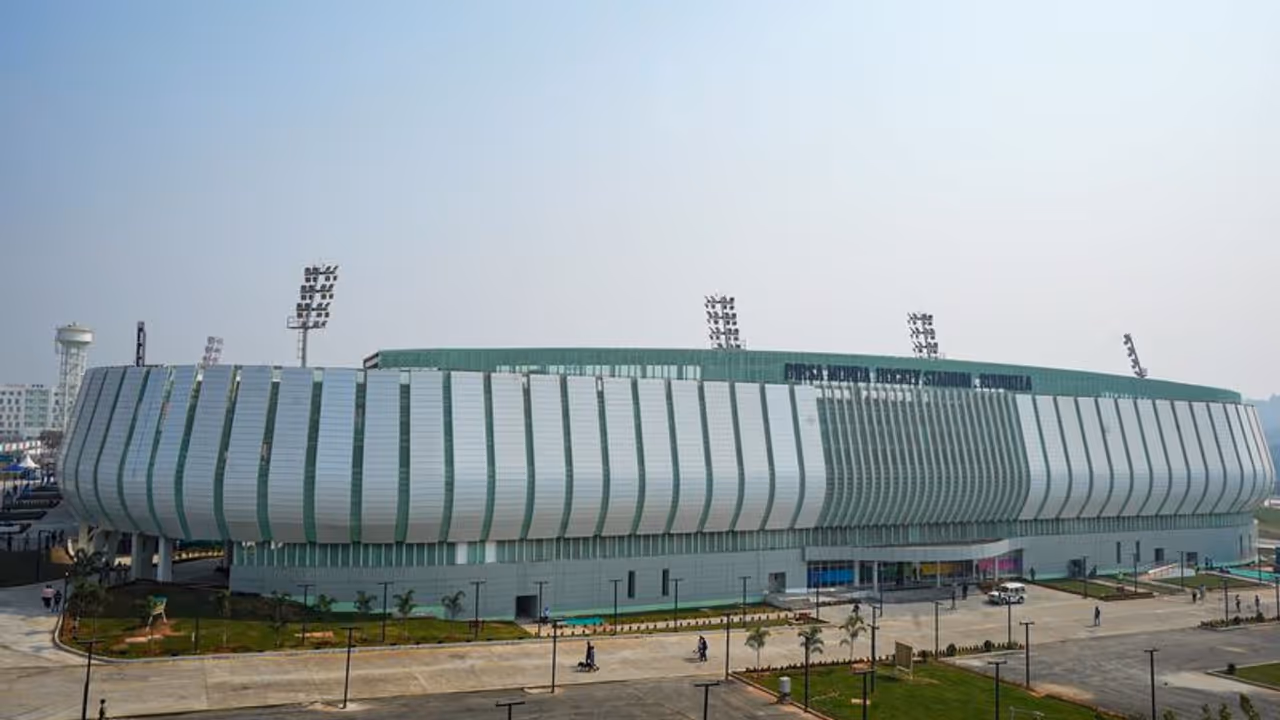 FIH confirms Birsa Munda Stadium world's largest all seater hockey arena; lauds it as 'work of art' FIH confirms Birsa Munda Stadium world's largest all seater hockey arena; lauds it as 'work of art'