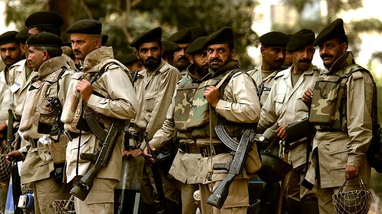  ಪಾಕ್‌ ಯೋಧರಿಗೆ 2 ಹೊತ್ತಿನ ಊಟ ಕೊಡೋಕೂ ಹಣವಿಲ್ಲ: ಶತ್ರುಗಳು ದಾಳಿ ಮಾಡಿದ್ರೆ ಅಧೋಗತಿ..!