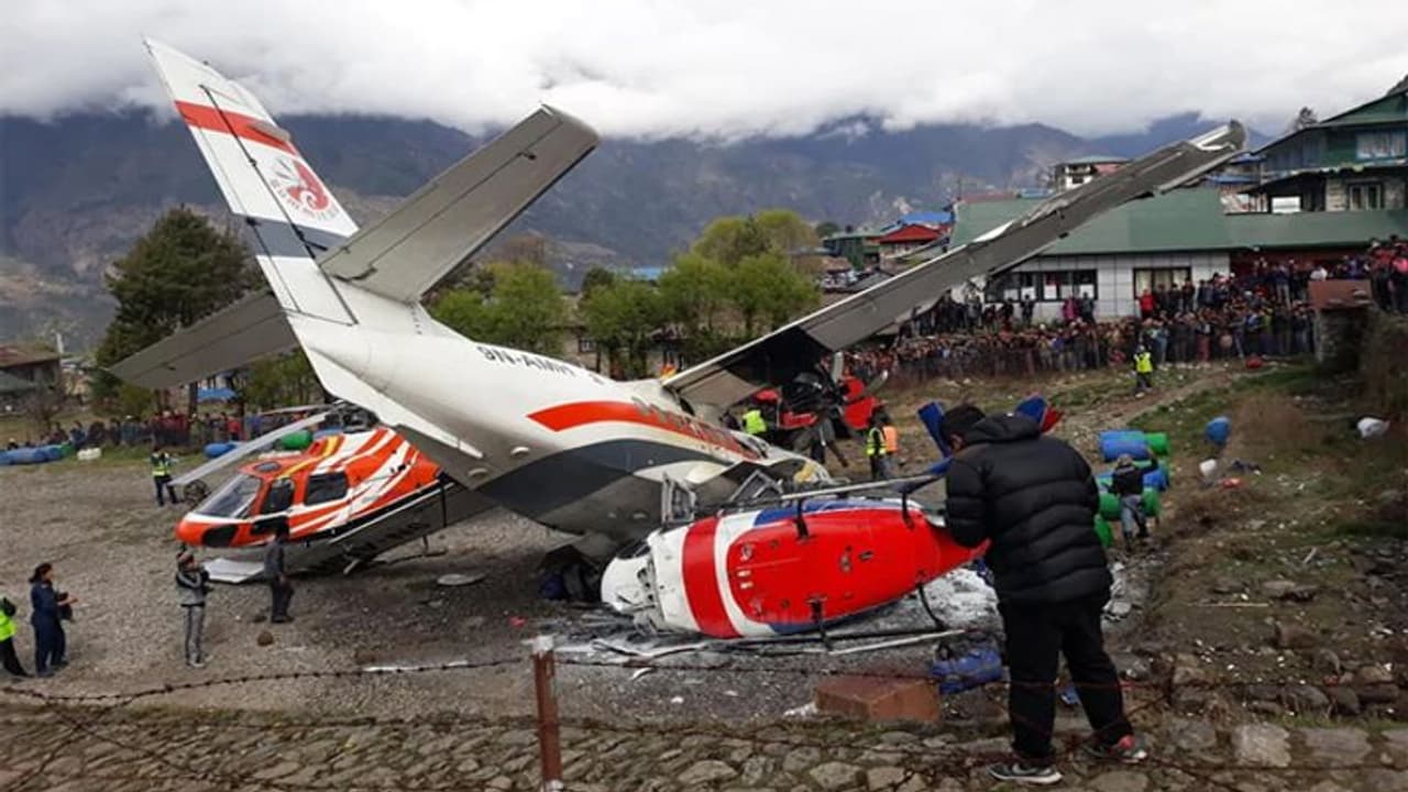 नेपाल में ही क्यों होते हैं सबसे ज्यादा विमान हादसे, जानें इसके पीछे की 5 सबसे बड़ी वजहें नेपाल में ही क्यों होते हैं सबसे ज्यादा विमान हादसे, जानें इसके पीछे की 5 सबसे बड़ी वजहें