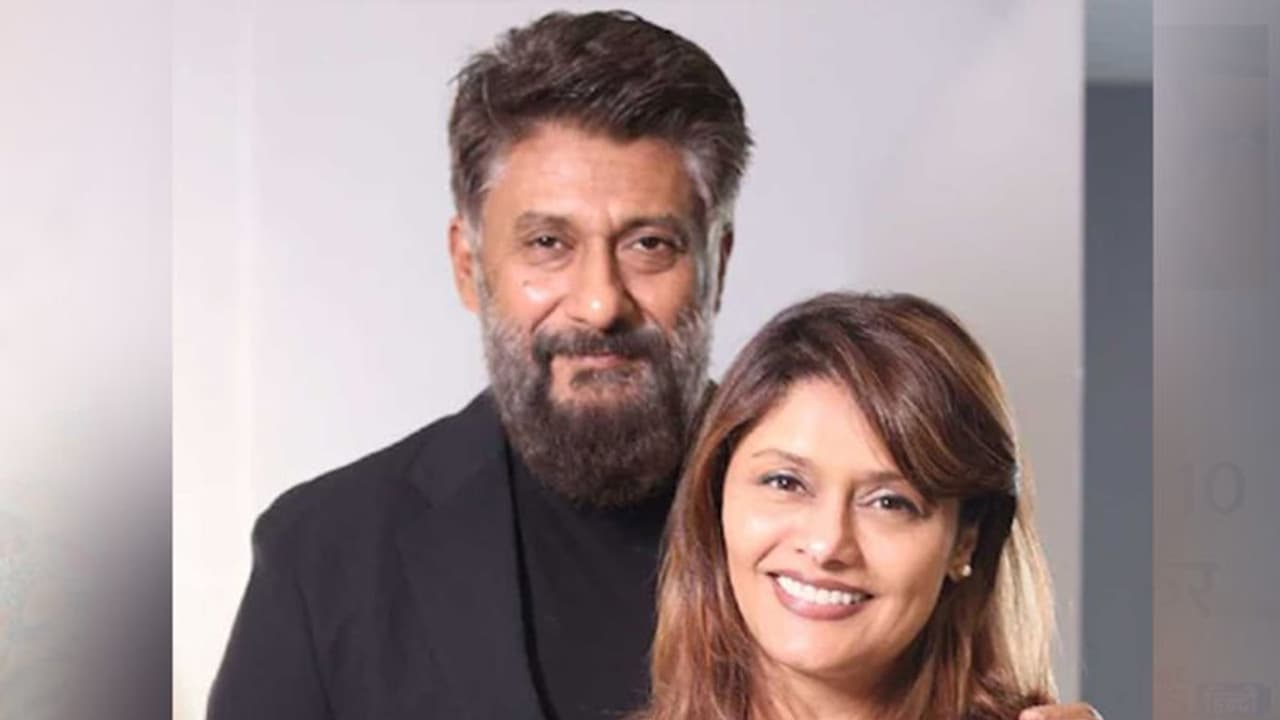 फिल्म के सेट पर जख्मी हुई द कश्मीर फाइल्स के डायरेक्टर की पत्नी, चोटिल होने के बाद भी पूरी की शूटिंग फिल्म के सेट पर जख्मी हुई द कश्मीर फाइल्स के डायरेक्टर की पत्नी, चोटिल होने के बाद भी पूरी की शूटिंग