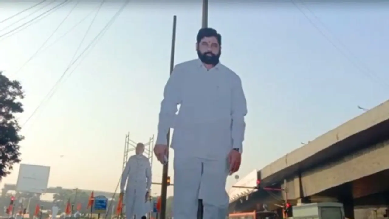 Mumbai: Ahead of PM Modi's visit, his cutouts appear near Uddhav Thackeray's residence Mumbai: Ahead of PM Modi's visit, his cutouts appear near Uddhav Thackeray's residence