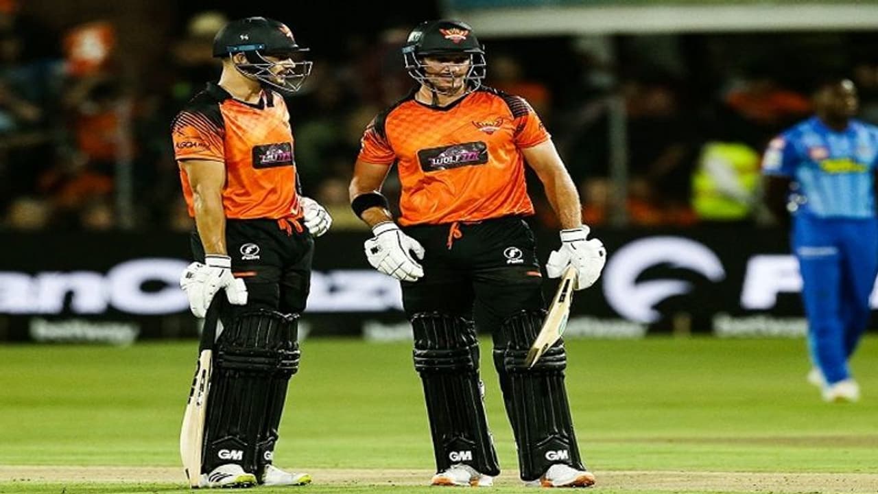 SA20: முதல் வெற்றியை பதிவு செய்த சன்ரைசரஸ் ஈஸ்டர்ன் கேப்: 4 விக்கெட் வித்தியாசத்தில் வெற்றி! SA20: முதல் வெற்றியை பதிவு செய்த சன்ரைசரஸ் ஈஸ்டர்ன் கேப்: 4 விக்கெட் வித்தியாசத்தில் வெற்றி!