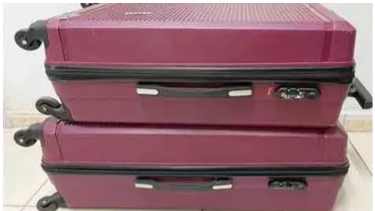 കോഴിക്കോട് ജിദ്ദ വിമാനത്തില്‍ യാത്രക്കാരിയുടെ ലഗേജിലെ വിലപിടിപ്പുള്ള വസ്തുക്കൾ കാണാതായെന്ന് പരാതി