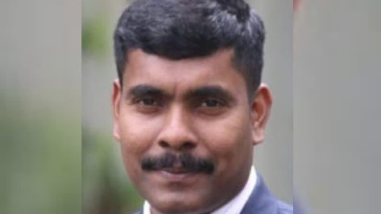 സ്കൂളിൽ നിന്ന് നേരത്തെ ഇറങ്ങിയ അധ്യാപകന്‍റെ ദുരൂഹ മരണം: കേസെടുത്ത് പൊലീസ്; വീട്ടിൽ ഫോറൻസിക് പരിശോധന നടത്തും