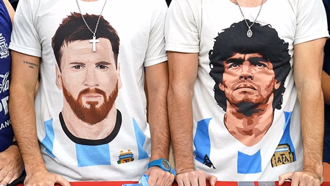 Diego Maradona or Lionel Messi? Scaloni reveals which Argentina legend is his favourite Diego Maradona or Lionel Messi? Scaloni reveals which Argentina legend is his favourite