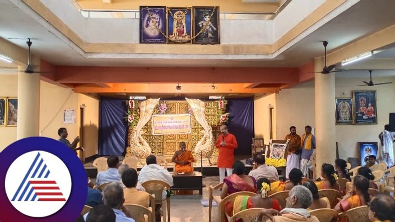 ರಾಮಮಂದಿರ ಜೊತೆ ರಾಮ ರಾಜ್ಯ ನಿರ್ಮಾಣಕ್ಕೆ ಸಂಕಲ್ಪ, ಮೋದಿಗೆ ಪೇಜಾವರ ಶ್ರೀ ಸೂಚನೆ ರಾಮಮಂದಿರ ಜೊತೆ ರಾಮ ರಾಜ್ಯ ನಿರ್ಮಾಣಕ್ಕೆ ಸಂಕಲ್ಪ, ಮೋದಿಗೆ ಪೇಜಾವರ ಶ್ರೀ ಸೂಚನೆ