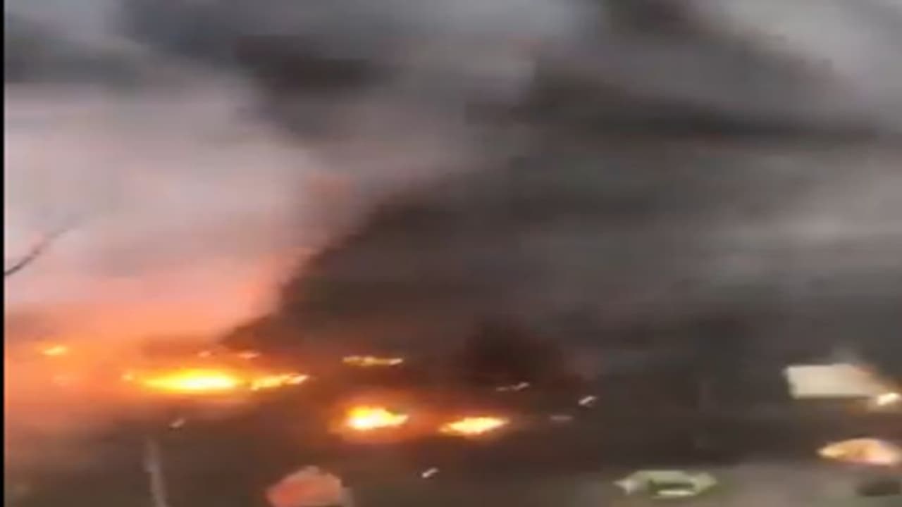 హెలికాప్టర్ ప్రమాదంలో ఉక్రెయిన్ మంత్రి దుర్మరణం.. 18కి పెరిగిన మృతుల సంఖ్య.. రాజధాని కీవ్ సమీపంలో ఘటన.. హెలికాప్టర్ ప్రమాదంలో ఉక్రెయిన్ మంత్రి దుర్మరణం.. 18కి పెరిగిన మృతుల సంఖ్య.. రాజధాని కీవ్ సమీపంలో ఘటన..