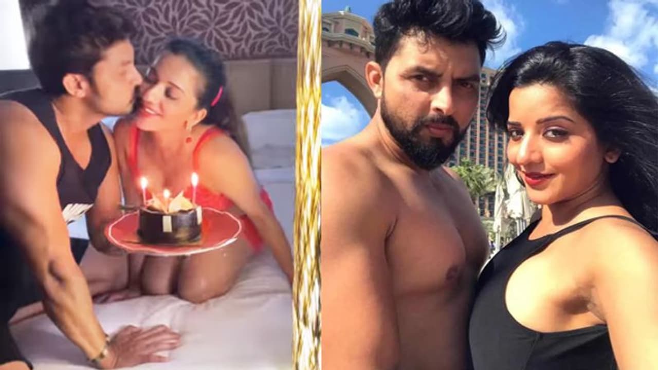 मोनालिसा ने पति संग बेडरूम में काटा केक, विक्रांत ने पत्नी को Kiss कर यूं सेलिब्रेट की वेडिंग एनिवर्सरी मोनालिसा ने पति संग बेडरूम में काटा केक, विक्रांत ने पत्नी को Kiss कर यूं सेलिब्रेट की वेडिंग एनिवर्सरी