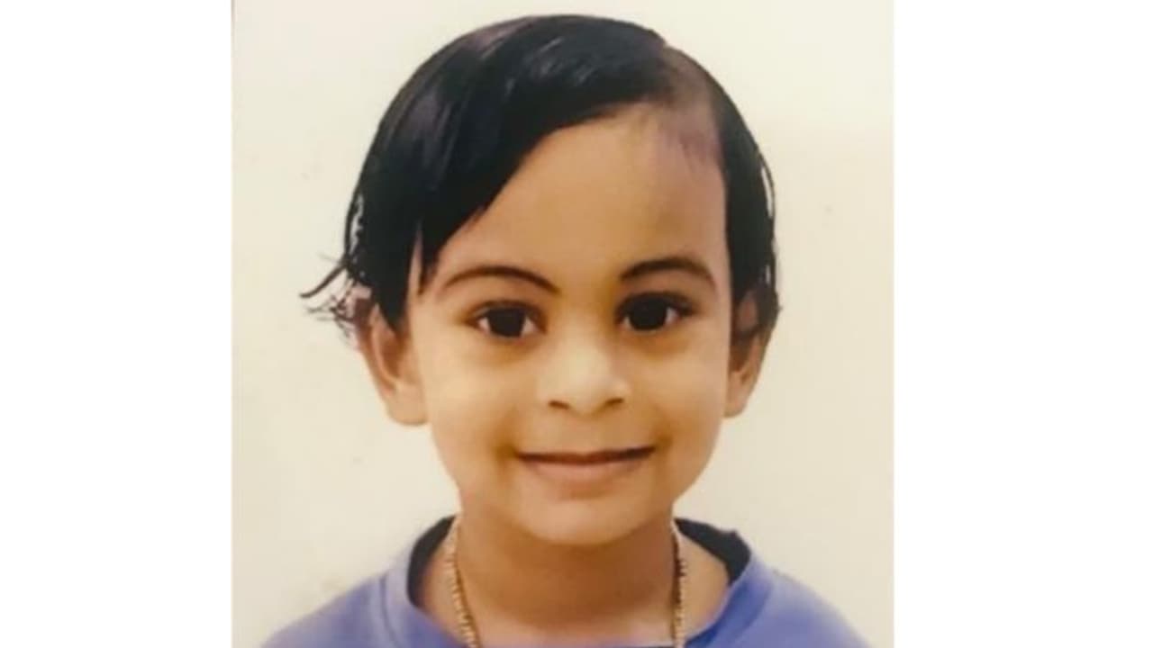 സന്ദര്ശക വിസയില് പിതാവിന്റെ അടുത്തെത്തിയ മൂന്നര വയസുകാരി മരണപ്പെട്ടു സന്ദര്ശക വിസയില് പിതാവിന്റെ അടുത്തെത്തിയ മൂന്നര വയസുകാരി മരണപ്പെട്ടു