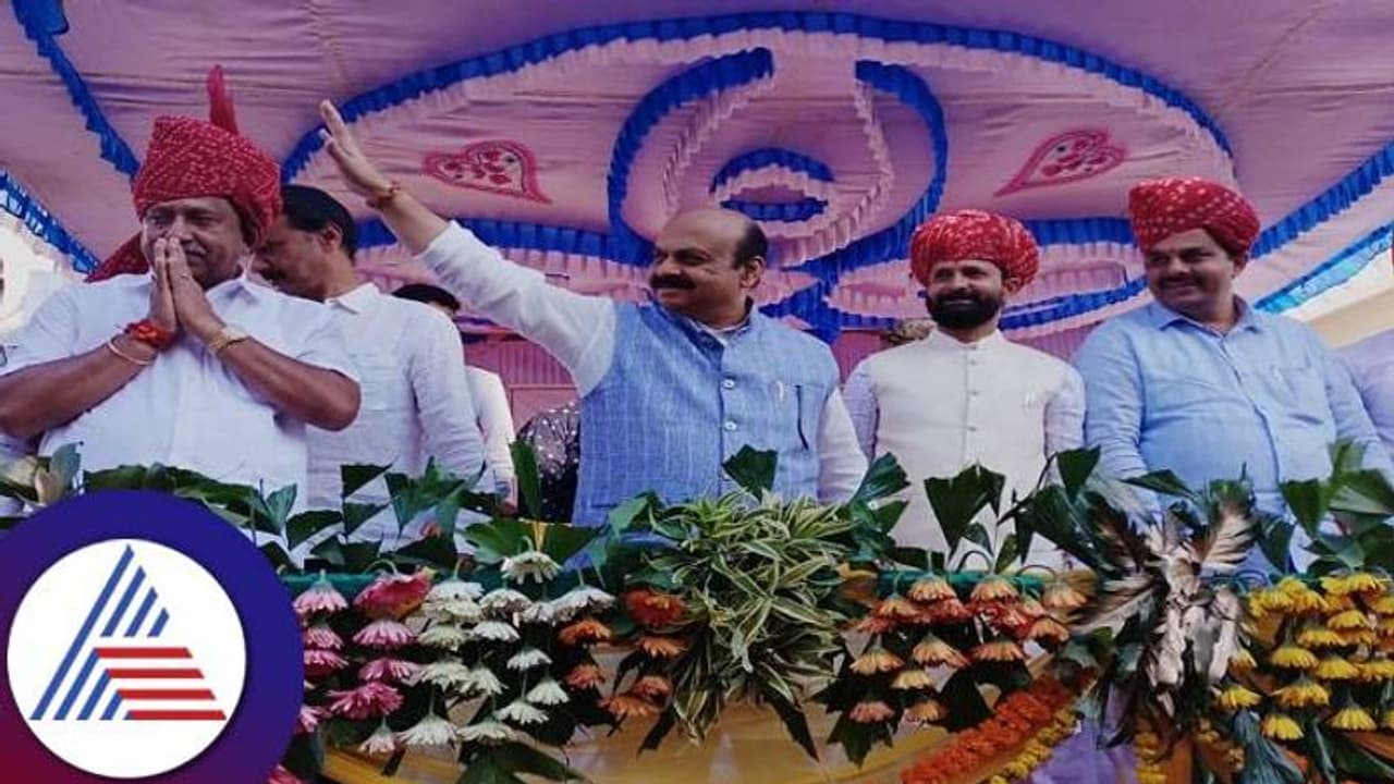 ಹರಿಪ್ರಸಾದ್ ಬ್ಯಾಲೆನ್ಸ್ ಕಳೆದುಕೊಂಡಿದ್ದಾರೆ: ಸಿಎಂ ಬೊಮ್ಮಾಯಿ ಹರಿಪ್ರಸಾದ್ ಬ್ಯಾಲೆನ್ಸ್ ಕಳೆದುಕೊಂಡಿದ್ದಾರೆ: ಸಿಎಂ ಬೊಮ್ಮಾಯಿ