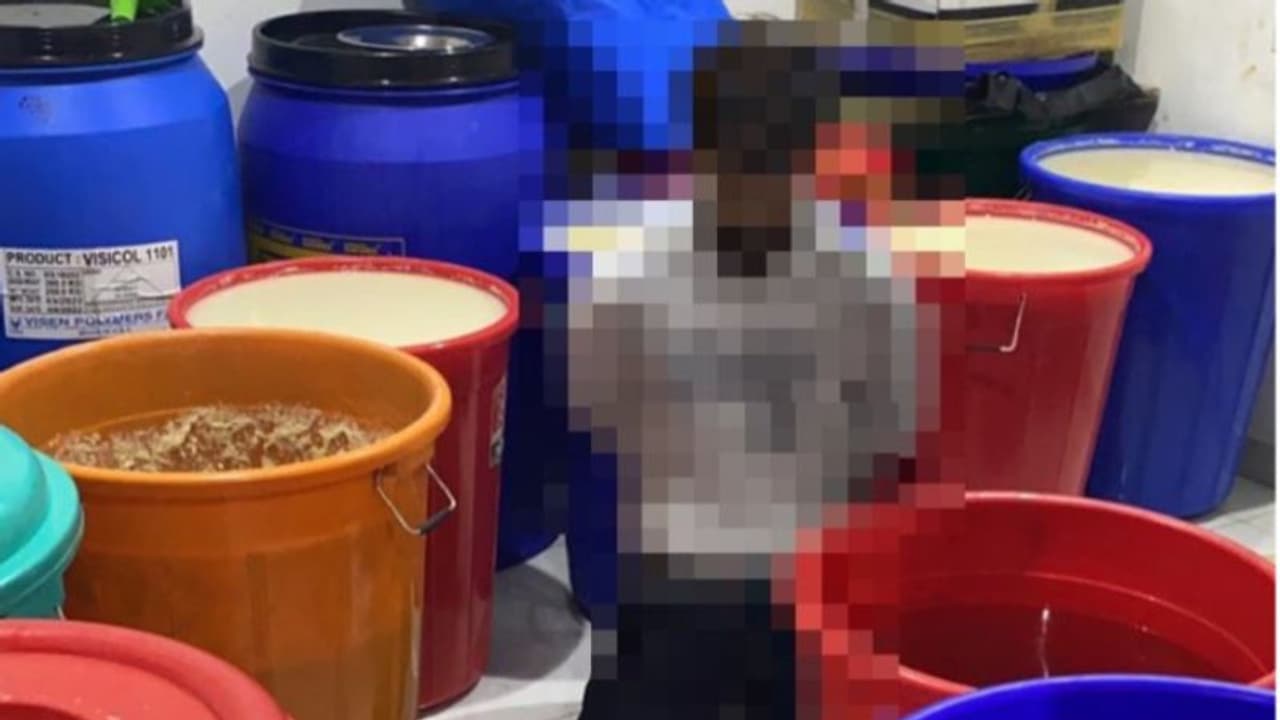 താമസ സ്ഥലത്ത് മദ്യ നിര്‍മാണം; പ്രവാസി അറസ്റ്റില്‍