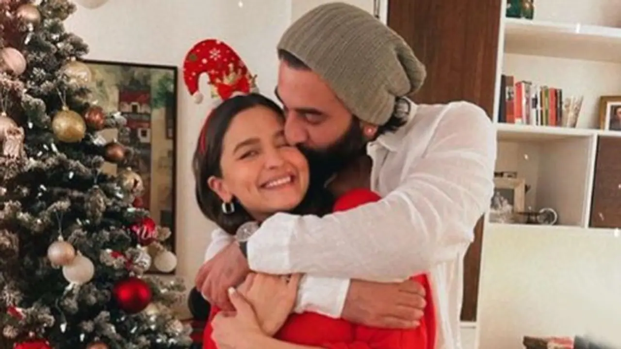 'Are bas karo didi': Alia Bhatt bashed by netizens for forgetting Kesariya lyrics