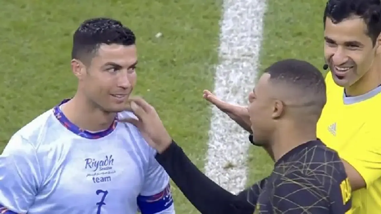 Mbappe wins hearts as PSG star inspects 'idol' Ronaldo's bruise during thrilling friendly against Riyadh XI Mbappe wins hearts as PSG star inspects 'idol' Ronaldo's bruise during thrilling friendly against Riyadh XI