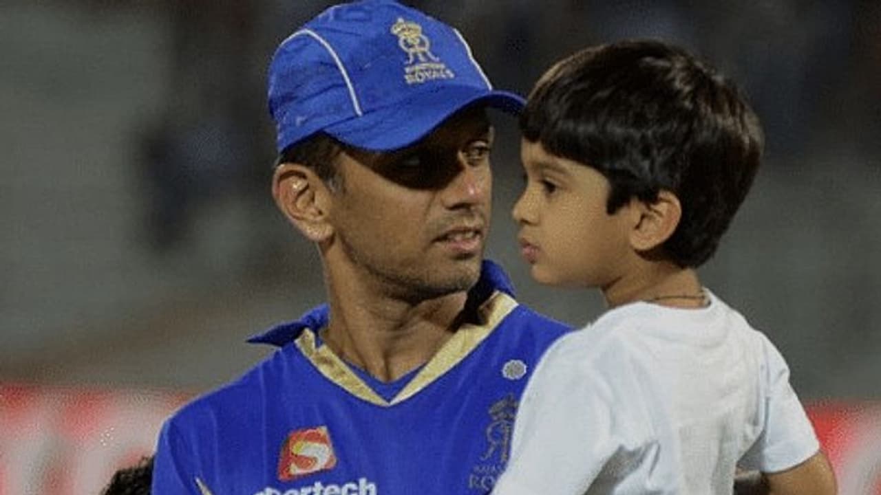 அப்பாவுக்கு தப்பாத புள்ள: விக்கெட் கீப்பர், பேட்ஸ்மேன் யு14ல் கர்நாடகா அணிக்கு கேப்டனான ராகுல் டிராவிட் மகன்! அப்பாவுக்கு தப்பாத புள்ள: விக்கெட் கீப்பர், பேட்ஸ்மேன் யு14ல் கர்நாடகா அணிக்கு கேப்டனான ராகுல் டிராவிட் மகன்!